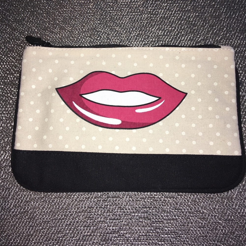 ⭐️ 3/$10 Ipsy Makeup bag